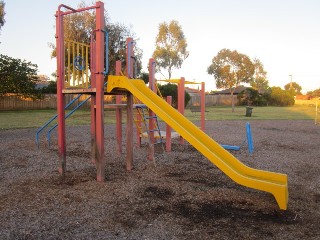 Yandina Road Playground, Hoppers Crossing