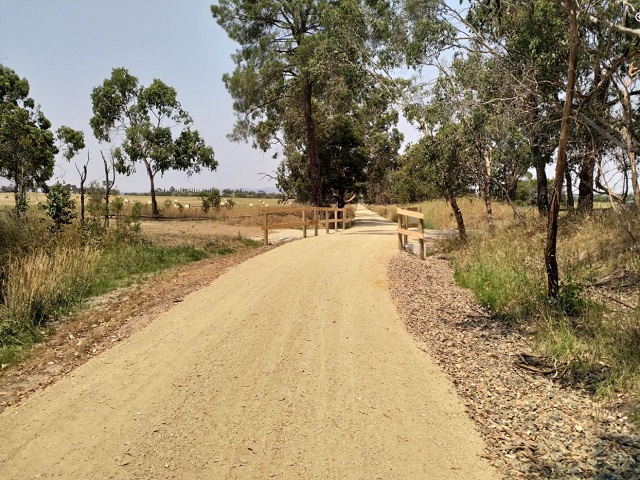 Yarra Valley Trail (Lilydale)